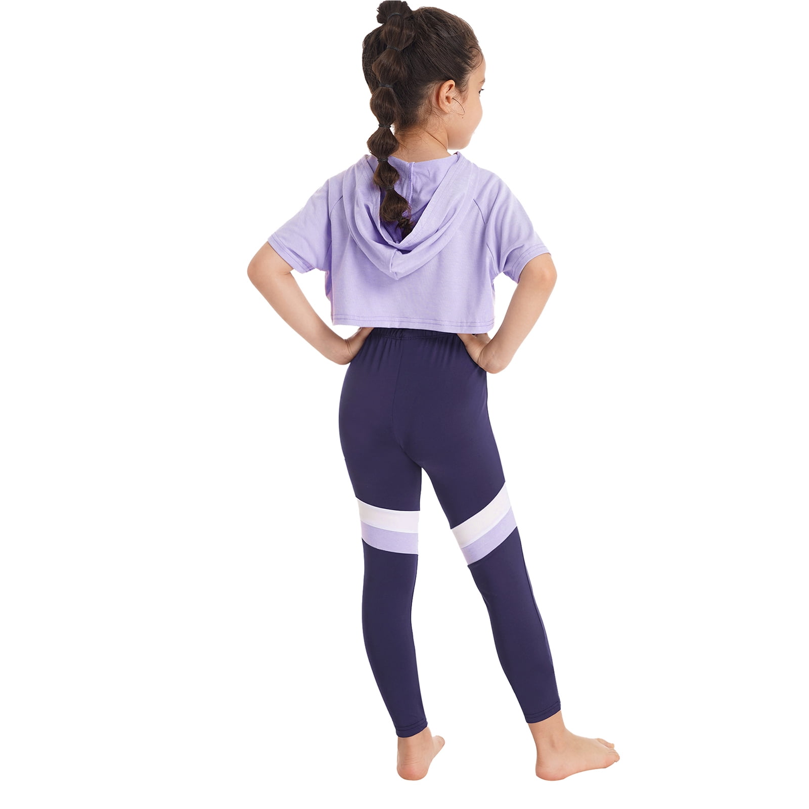 Nike Dri-FIT Older Kids' (Girls') Long-Sleeve 1/2-Zip Top. Nike LU